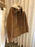 Dicke Jacke mit Kapuze