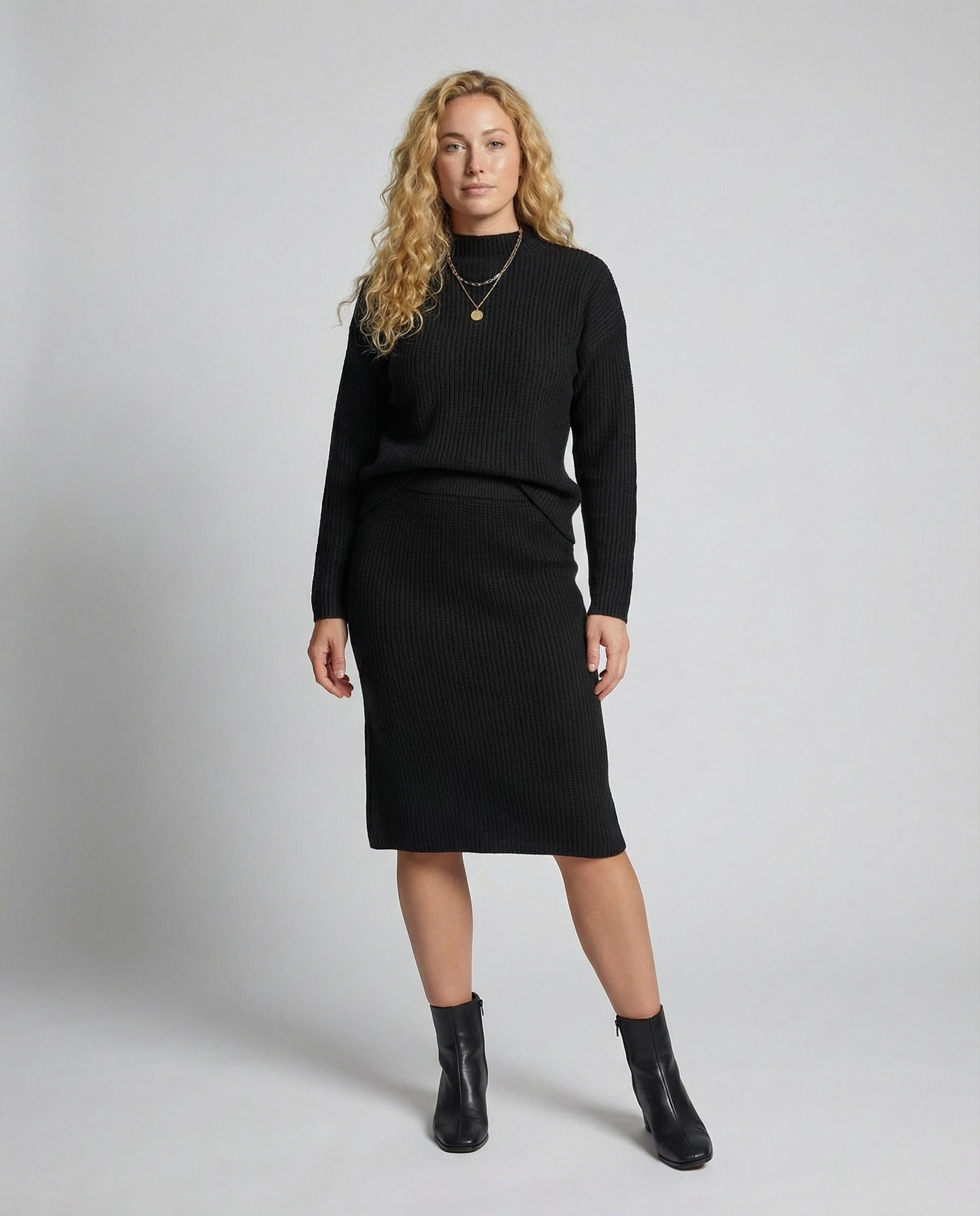 2-teiliges Damen Set aus Pullover und Rock | AB